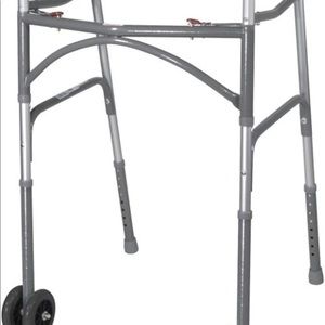 Double wheel for Walker attachment plus 4 caps for smooth gliding. Easy ride